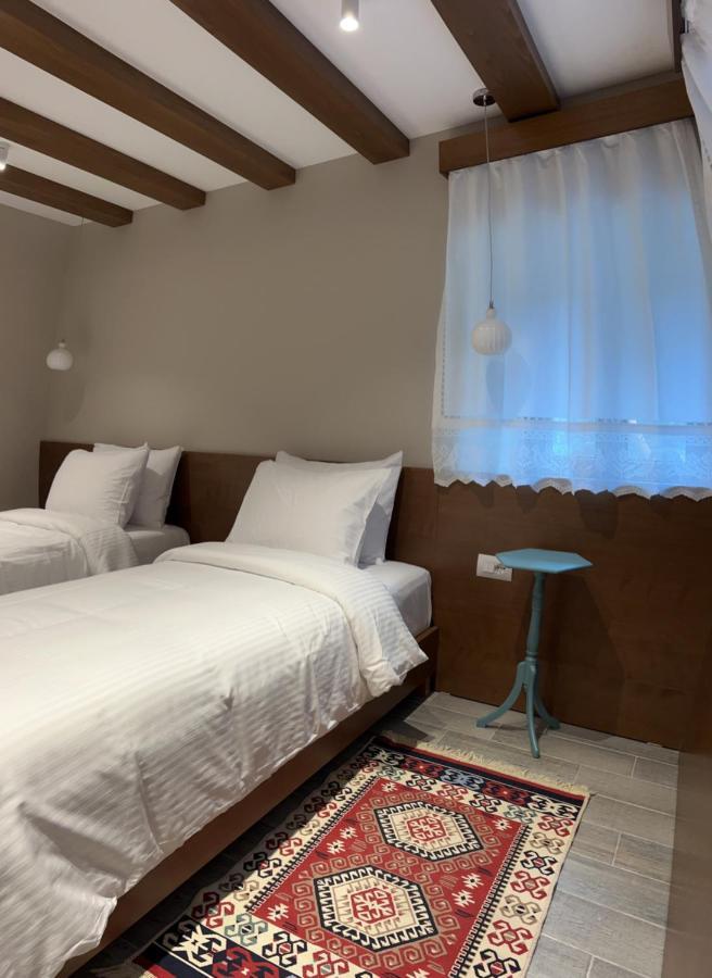 Palorto Hotel Гирокастра Экстерьер фото