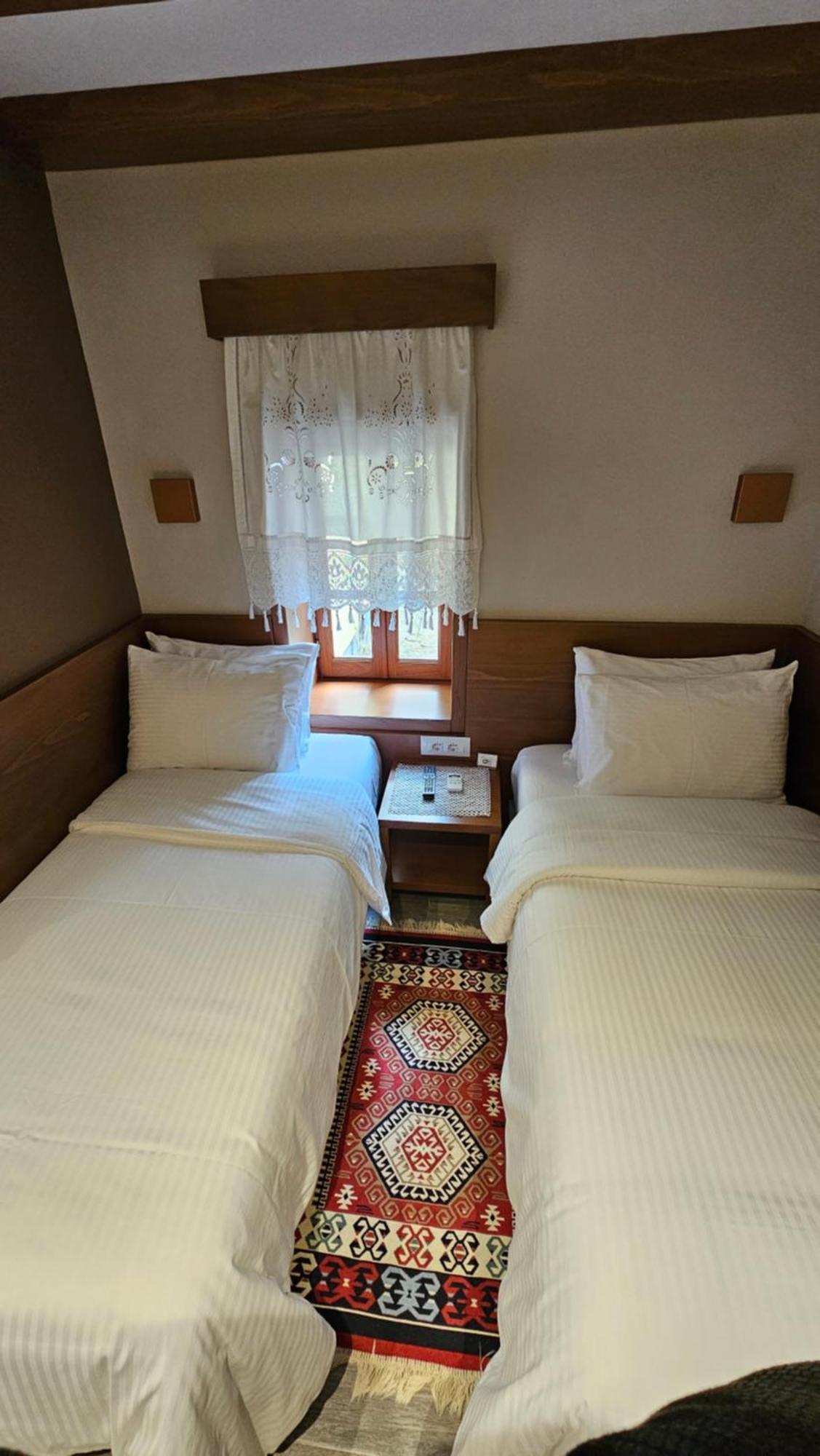 Palorto Hotel Гирокастра Экстерьер фото