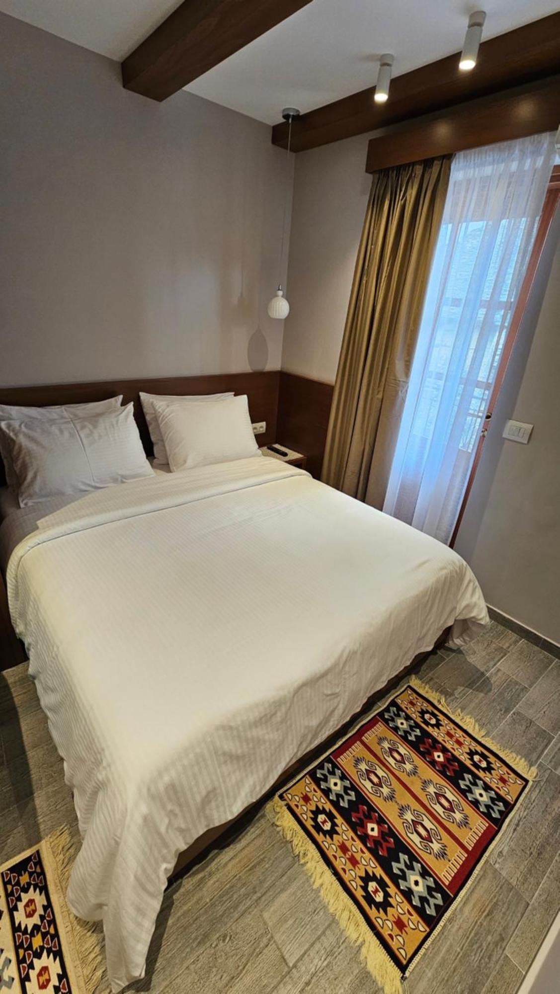 Palorto Hotel Гирокастра Экстерьер фото